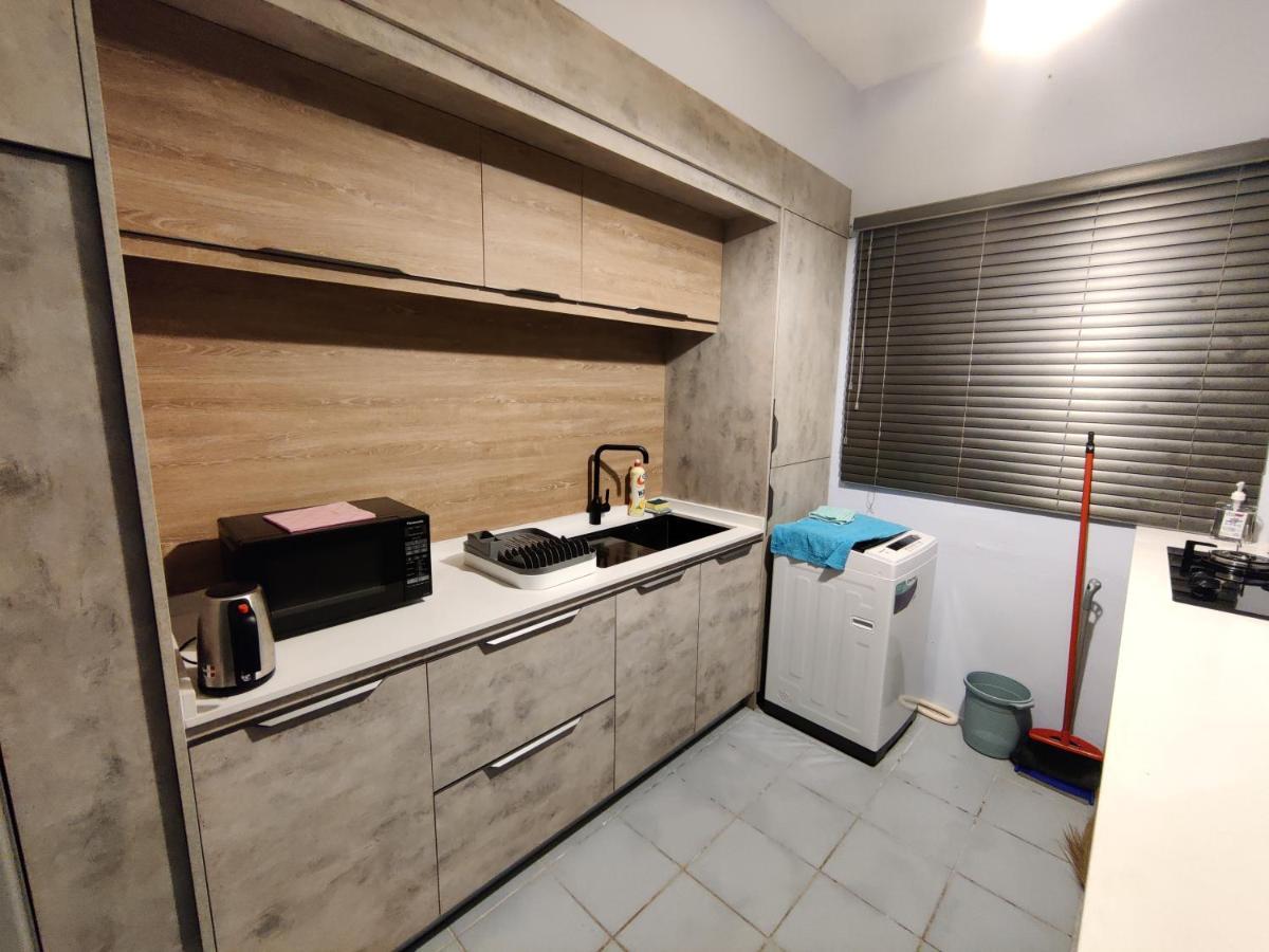 Ashiana Oceanside Apartment Flic-en-Flacq Exteriör bild